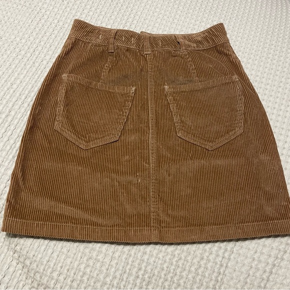 Brown corduroy skirt - Picture 2 of 3